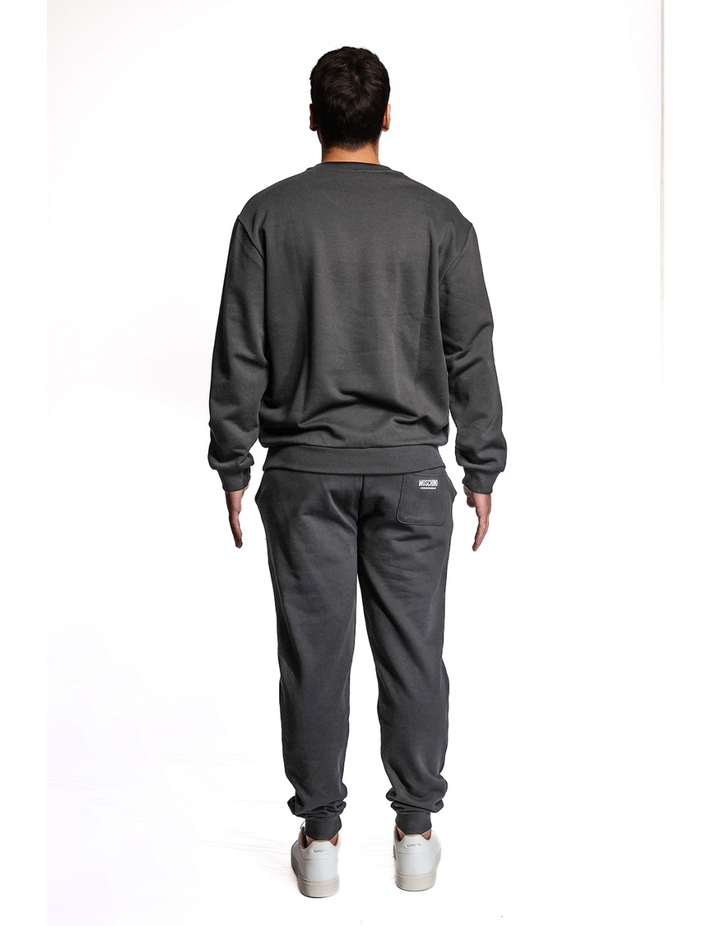 pantalone tuta moschino UOMO NERO 1555 - V1A6810 - 4319 vista completo posteriore pantalone tuta moschino UOMO NERO 1555 - V1A6810 - 4319 vista completo posteriore