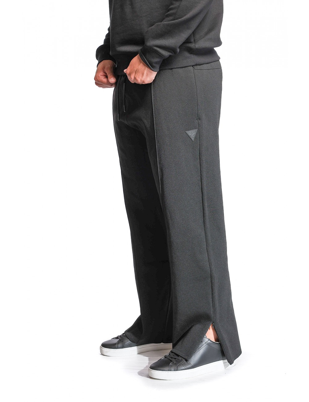 pantalone tuta guess UOMO NERO JBLK - Z5YB13Z2Q42 vista frontale