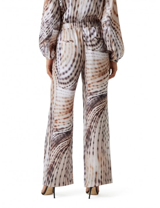 pantalone guess DONNA MULTICOLORE PMIH - W6GB07W1781 vista frontale indossato